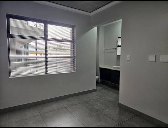 2 BEDROOM PROPERTY TO RENT IN BROOKLYN